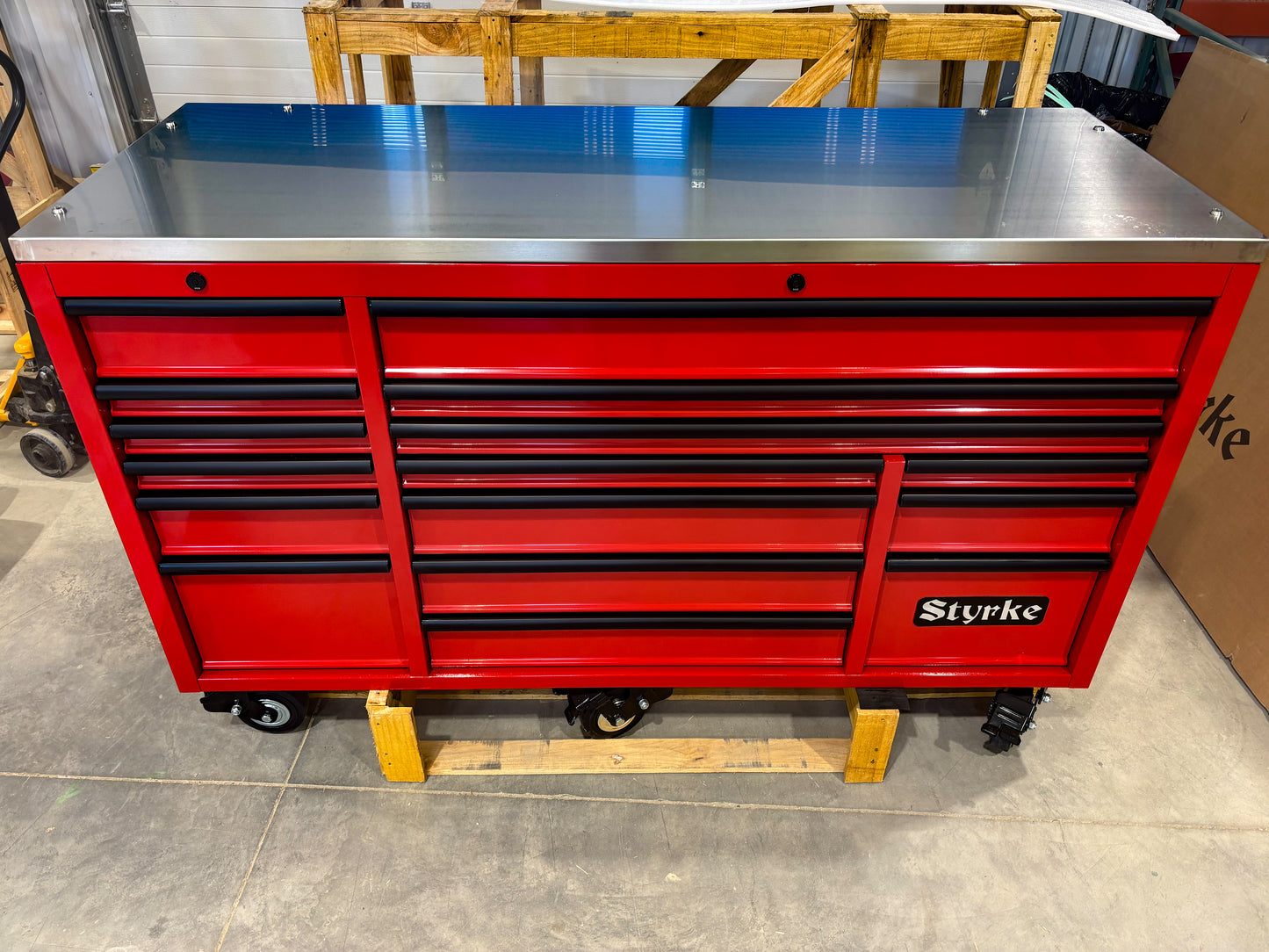 *SCRATCH AND DENT* 72" Tool Chest and Hutch - Red/Red/Black