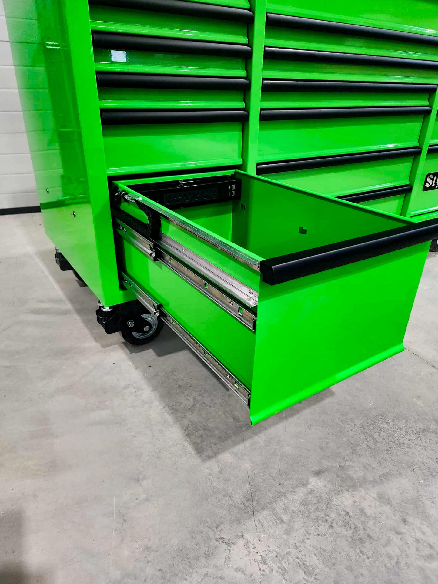 72" Tool Chest with Power Drawer - Lime/Lime/Black